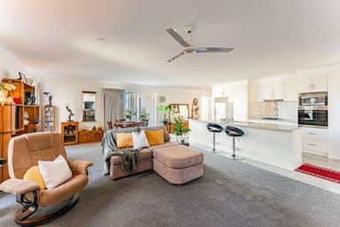 Property 8 Tandara Court, BANGHOLME VIC 3175 IMAGE 0