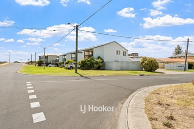 Property 5/12 Holywell Street, South Bunbury WA 6230 IMAGE 0