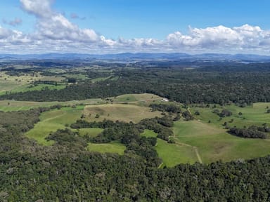 Property 464 Boar Pocket Road, Yungaburra QLD 4884 IMAGE 0