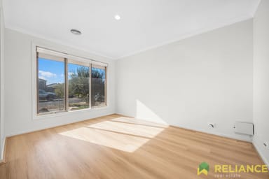 Property 17 Fieldstone Way, Brookfield VIC 3338 IMAGE 0