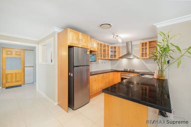 Property 14 Helmsley Court, Carindale QLD 4152 IMAGE 0