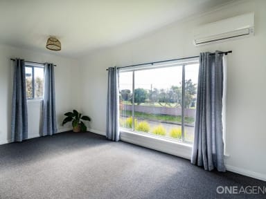 Property 30 Walker Street, WYNYARD TAS 7325 IMAGE 0