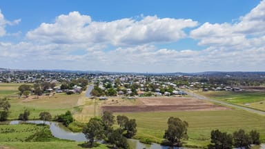 Property 19 Crebra Court, Warwick QLD 4370 IMAGE 0