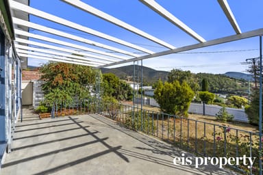 Property 5 Huntley Street, MONTROSE TAS 7010 IMAGE 0