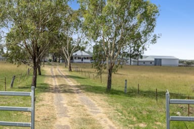 Property 14277 New England Highway, EAST GREENMOUNT QLD 4359 IMAGE 0