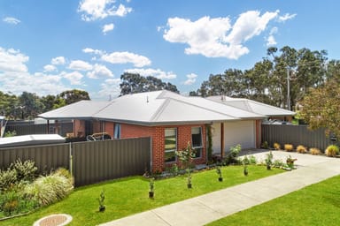 Property 2 Stringybark Street, Mansfield VIC 3722 IMAGE 0