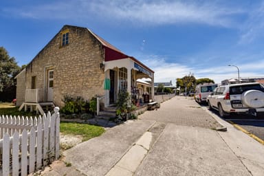 Property 18 Victoria Street, Robe SA 5276 IMAGE 0