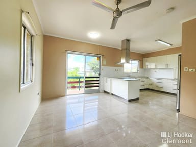 Property 7 Kepler Court, CLERMONT QLD 4721 IMAGE 0