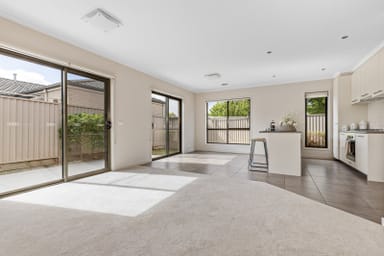 Property 3 Shannon Close, Alfredton VIC 3350 IMAGE 0