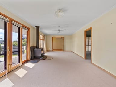 Property 15 Dawsons Cove Drive, NEWLANDS ARM VIC 3875 IMAGE 0