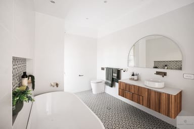 Property 2 Haddin Place, Kirkham NSW 2570 IMAGE 0