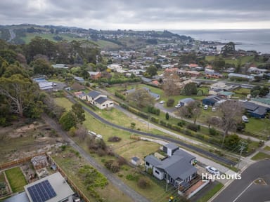 Property 82 South Road, PENGUIN TAS 7316 IMAGE 0