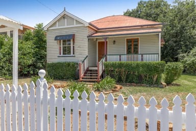 Property 49 Taylor Street, TOOWOOMBA CITY QLD 4350 IMAGE 0