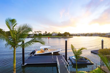Property 7 Donegal Crescent, Sorrento QLD 4217 IMAGE 0