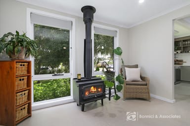 Property 8 Thompson Street, Beechworth VIC 3747 IMAGE 0