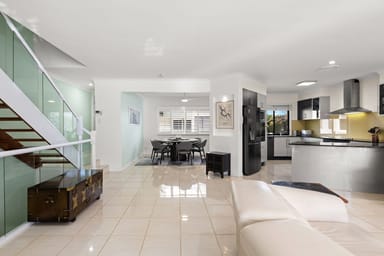 Property 5/23-25 Madang Crescent, Runaway Bay QLD 4216 IMAGE 0