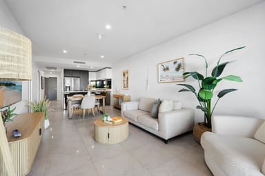 Property 5309, 5 Harbour Side Court, Biggera Waters QLD 4216 IMAGE 0