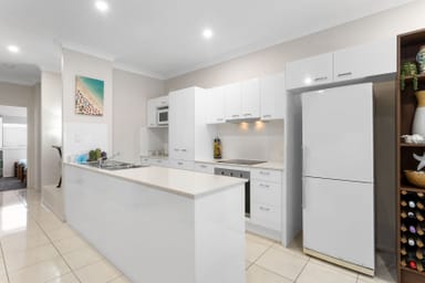 Property 7, 14 Collins, Woody Point QLD 4019 IMAGE 0