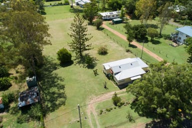 Property 17 East Street, Esk QLD 4312 IMAGE 0
