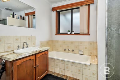 Property 130 Learmonth Road, Wendouree VIC 3355 IMAGE 0