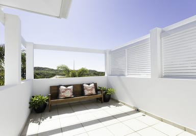 Property 2 Driftwood Dr, Castaways Beach QLD 4567 IMAGE 0