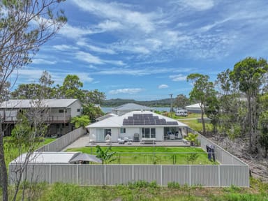 Property 35-37 Tenanne Street, RUSSELL ISLAND QLD 4184 IMAGE 0