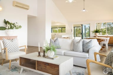 Property 7 Beachview Close, NORTH NAROOMA NSW 2546 IMAGE 0