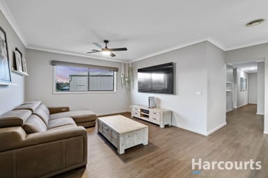 Property 8 Eden Place, DROUIN VIC 3818 IMAGE 0