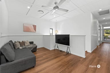 Property 20 Bennetts Road, Camp Hill QLD 4152 IMAGE 0
