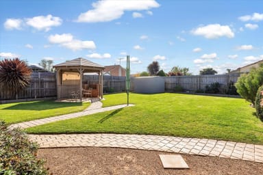 Property 30 Cahill Drive, BROOKFIELD VIC 3338 IMAGE 0