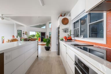 Property 2 Tingira Close, Rainbow Beach QLD 4581 IMAGE 0