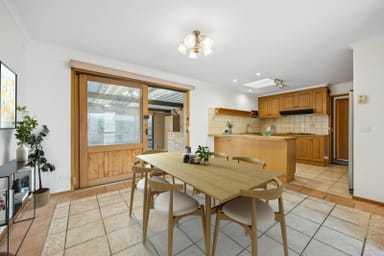 Property 3 Lauren Close, Dingley Village VIC 3172 IMAGE 0