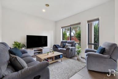 Property 33 Donatello Crescent, Narre Warren VIC 3805 IMAGE 0