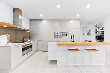 Property 15 Dresden Drive, Waterways VIC 3195 IMAGE 0