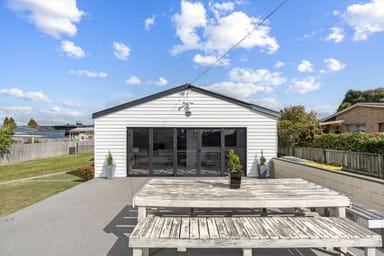 Property 235 Flinders Street, BEAUTY POINT TAS 7270 IMAGE 0