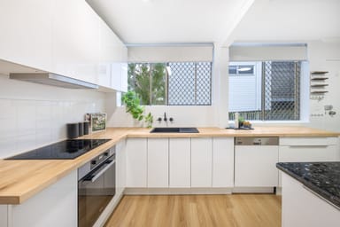 Property 2, 22 Wooloowin Avenue, Wooloowin QLD 4030 IMAGE 0