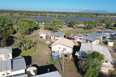 Property 28 Hinkson Esplanade, Groper Creek QLD 4806 IMAGE 0