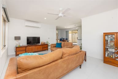 Property 19 Isis Court, ELI WATERS QLD 4655 IMAGE 0