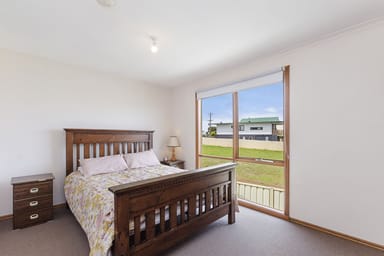 Property 33 Theresa Street, Portland VIC 3305 IMAGE 0