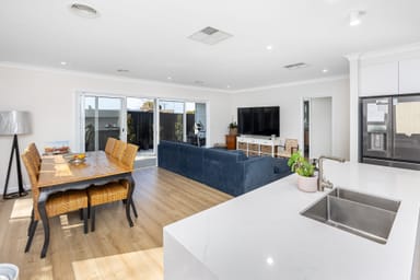 Property 381a Lake Albert Road, Kooringal NSW 2650 IMAGE 0