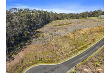 Property 18 Victor Circuit, Batehaven NSW 2536 IMAGE 0