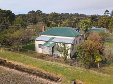 Property 20 Shaw Street, ZEEHAN TAS 7469 IMAGE 0