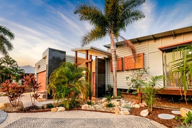 Property 24 Marine Parade, AGNES WATER QLD 4677 IMAGE 0