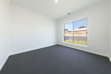 Property 1 Fairfax Close, Leneva VIC 3691 IMAGE 0