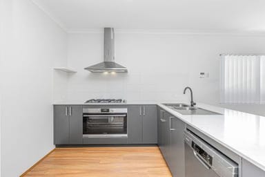 Property 8 Perinone Glade, Brabham WA 6055 IMAGE 0