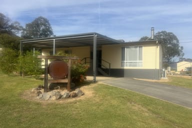 Property 11 Cross Avenue, Dartmouth VIC 3701 IMAGE 0