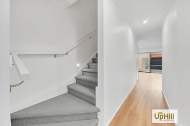 Property 7 Garda Walk, CLYDE VIC 3978 IMAGE 0