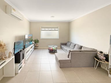 Property 7 Axel Walk, Cranbourne North VIC 3977 IMAGE 0