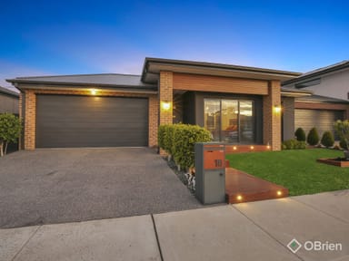 Property 18 Bonfire Way, Cranbourne South VIC 3977 IMAGE 0