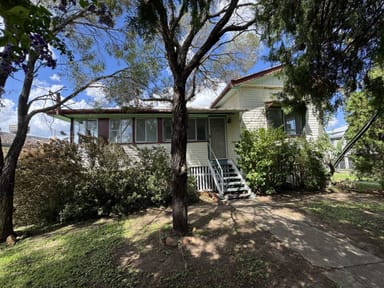 Property 18 Dalton Street, Monto QLD 4630 IMAGE 0